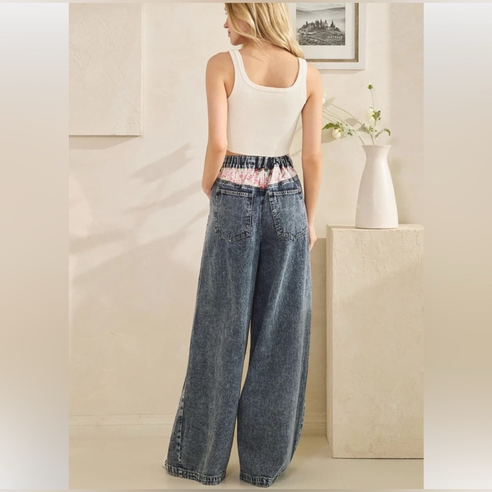 New Oli & Hali Floral Stripe Wide-Leg Jeans ~ Blue and Pink - Picture 5 of 10